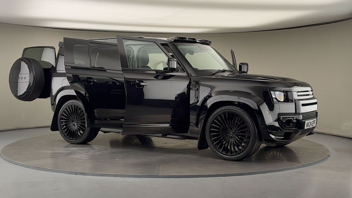 More views of Land Rover Defender 110