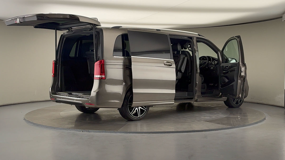 More views of Mercedes-Benz V Class