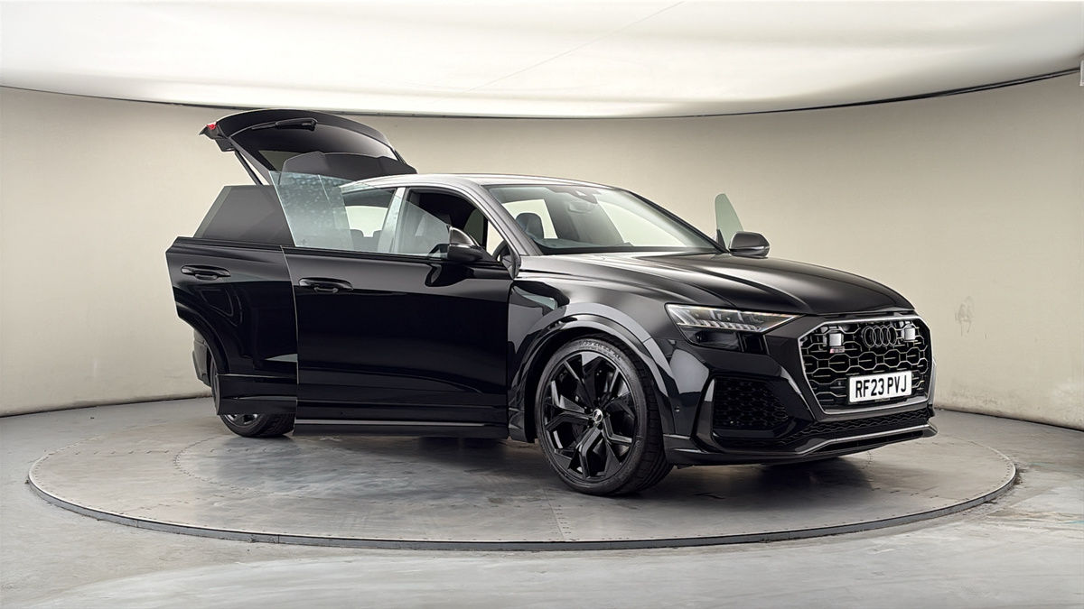 More views of Audi RSQ8