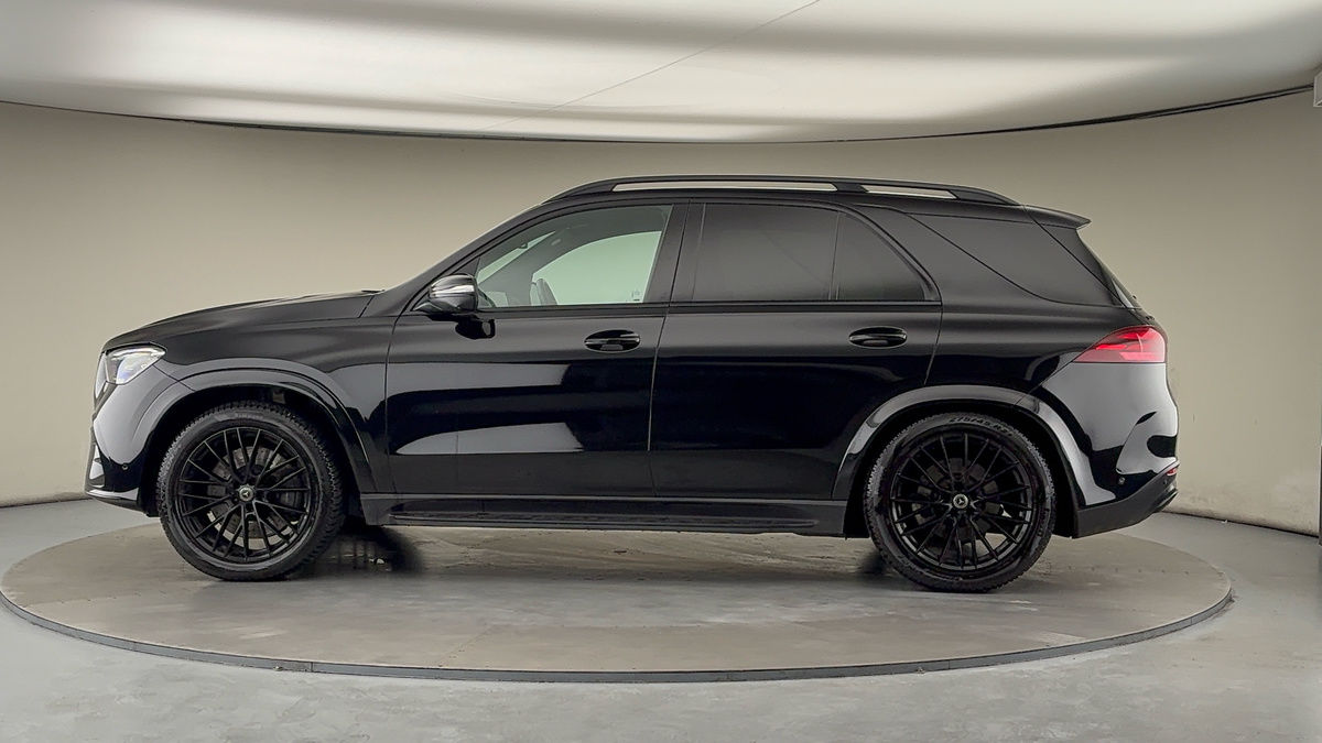 More views of Mercedes-Benz GLE