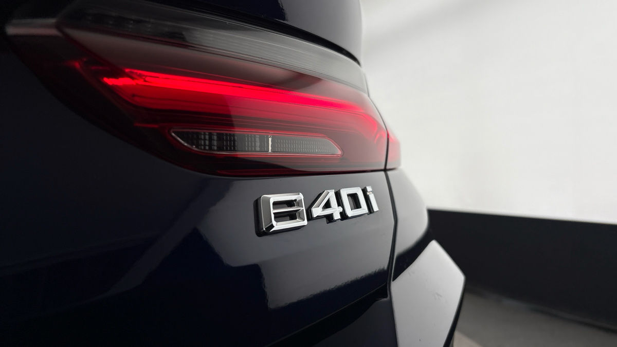 BMW 8 Series Image 9