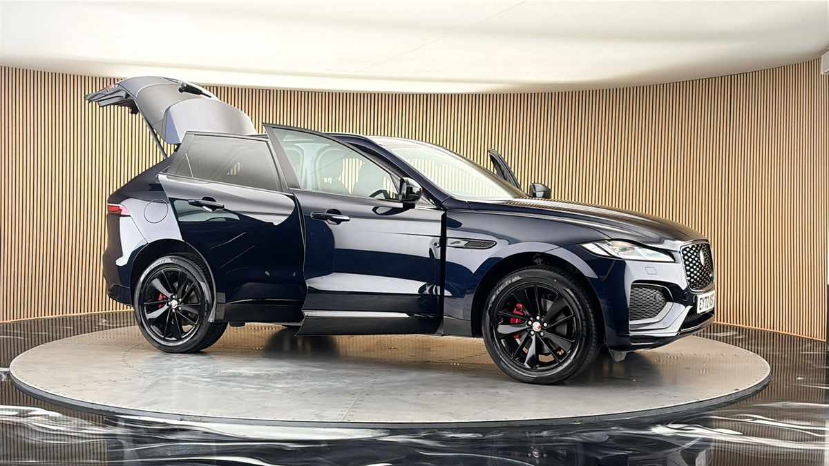 More views of Jaguar F-PACE