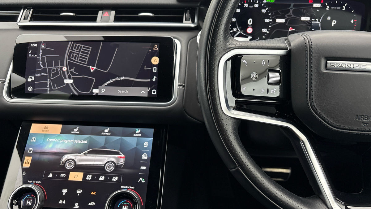 Land Rover Range Rover Velar Image 19