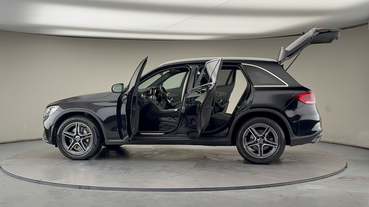 More views of Mercedes-Benz GLC