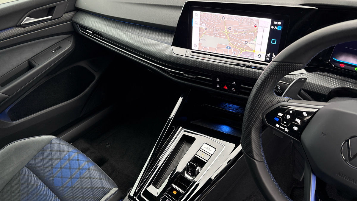 Volkswagen Golf Image 18