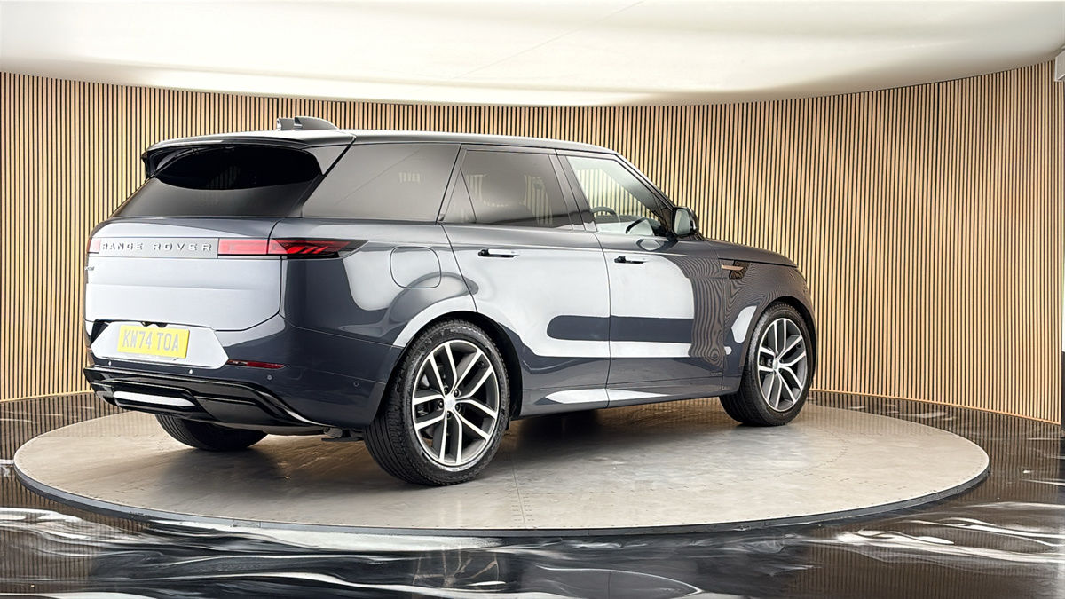Land Rover Range Rover Sport Image 21