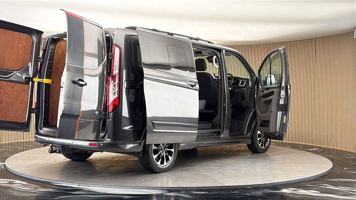More views of Ford Transit Custom