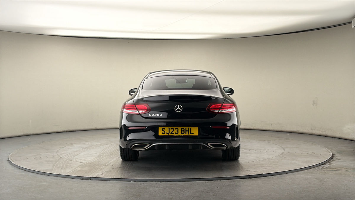 Mercedes-Benz C Class Image 4