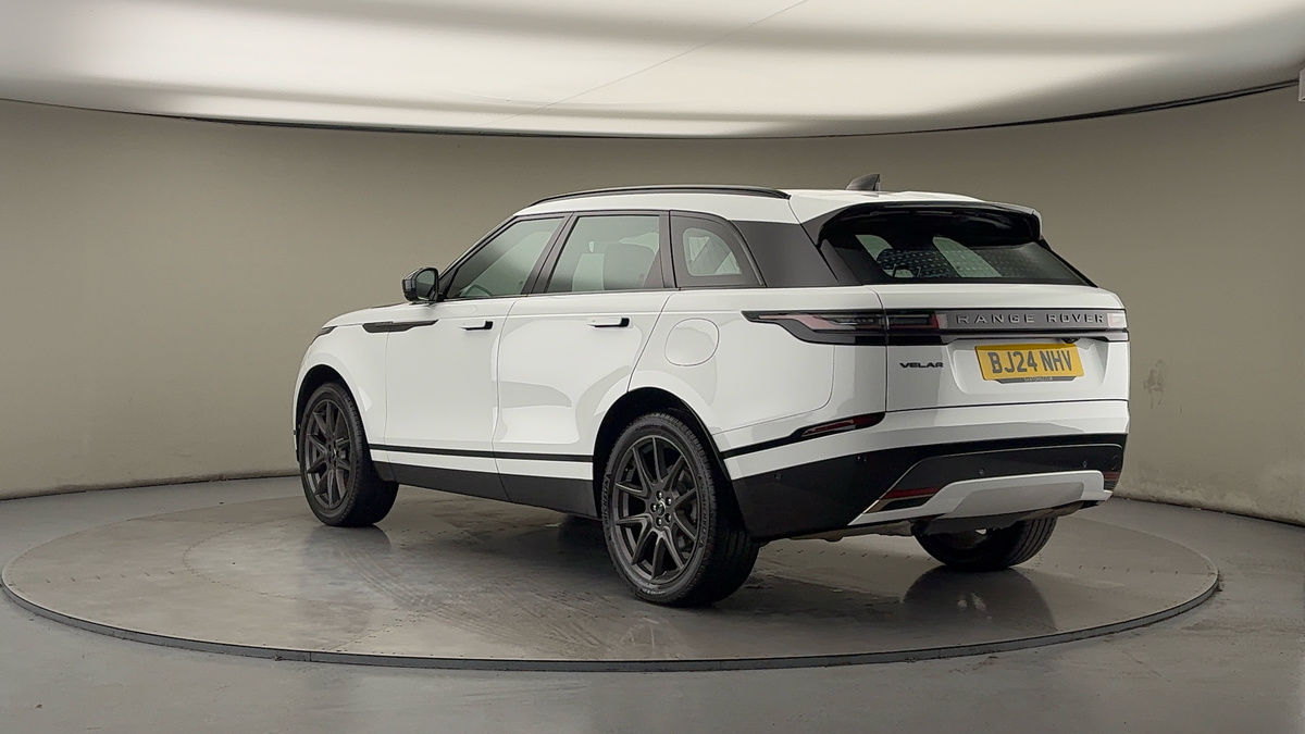 Land Rover Range Rover Velar Image 2