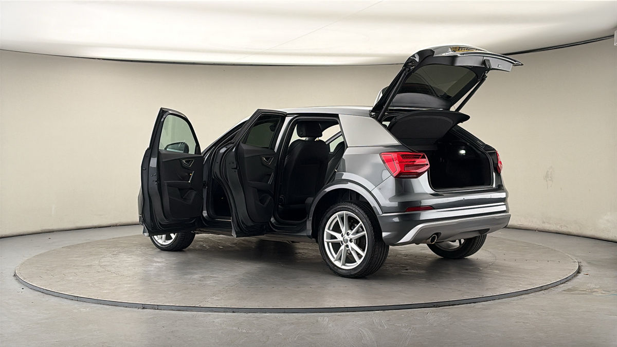More views of Audi Q2