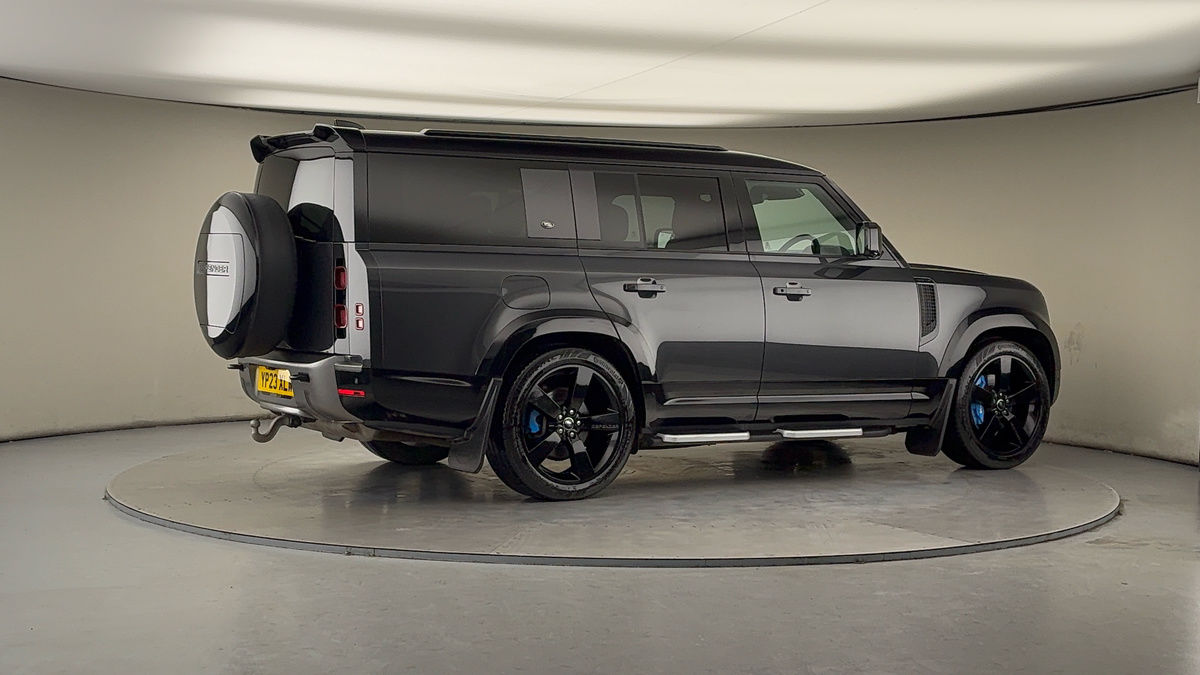 More views of Land Rover Defender 130