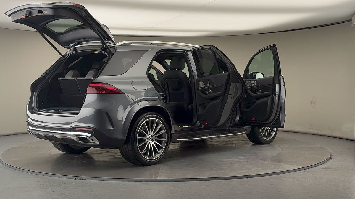 More views of Mercedes-Benz GLE