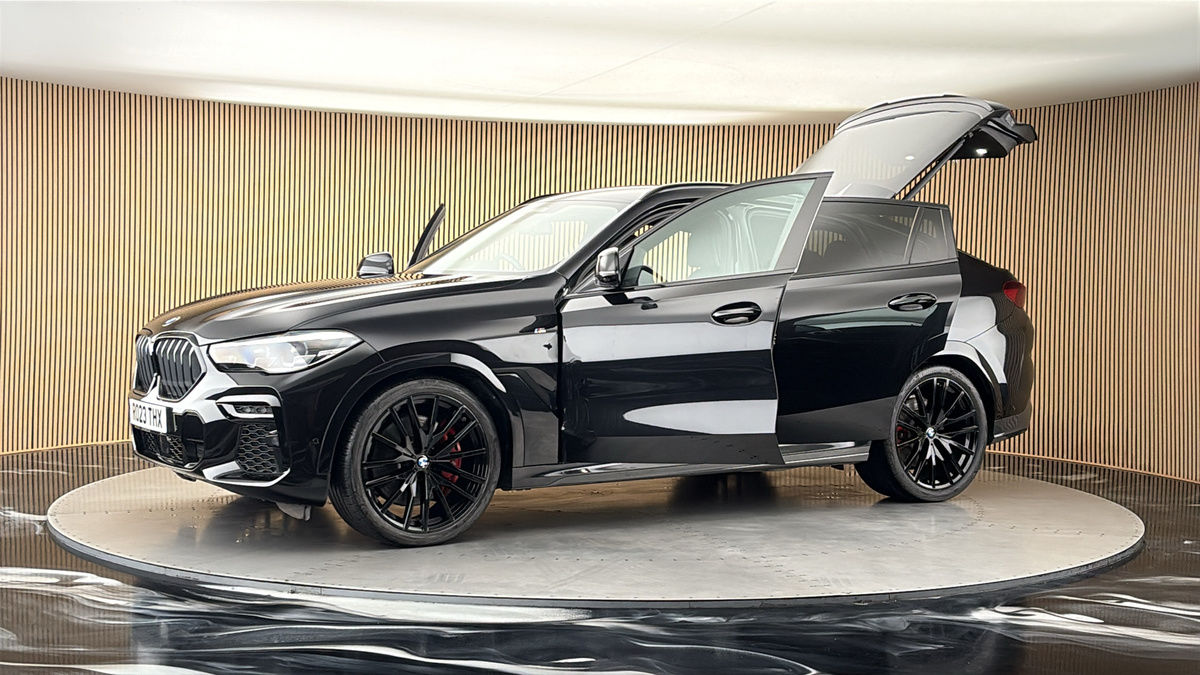 More views of BMW X6