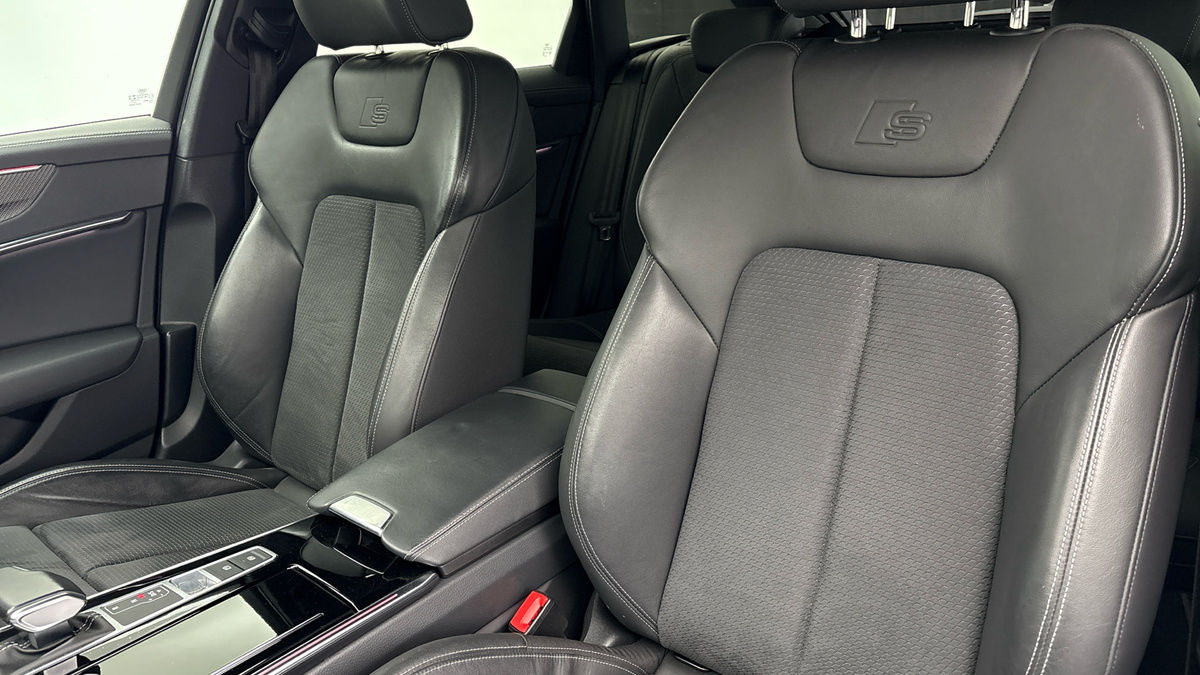 Audi A6 Avant Image 7