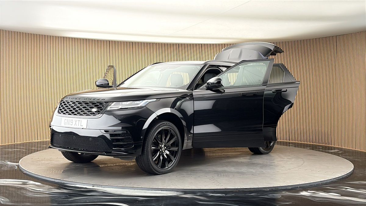 More views of Land Rover Range Rover Velar