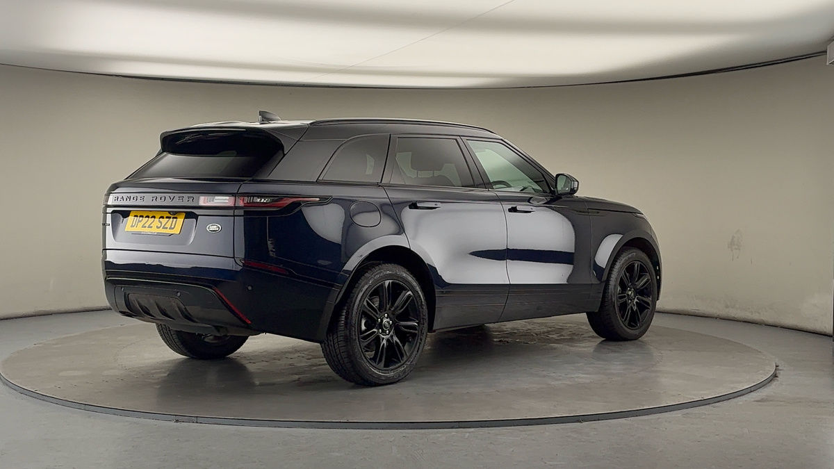 Land Rover Range Rover Velar Image 21