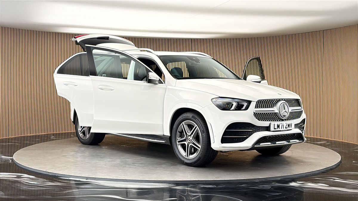 More views of Mercedes-Benz GLE