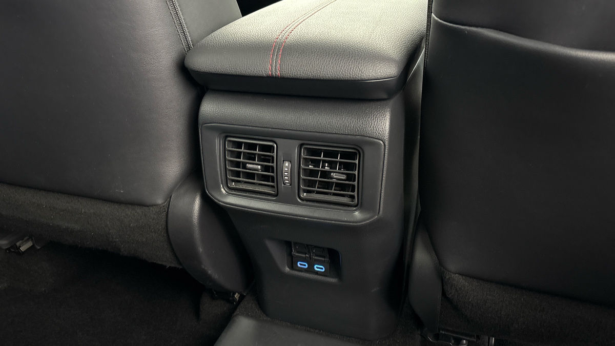 Toyota RAV4 Image 25