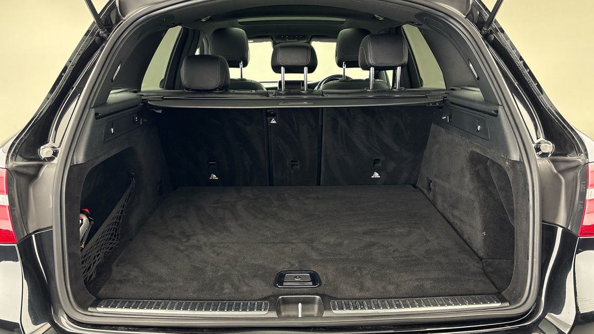 Mercedes-Benz GLC Image 11