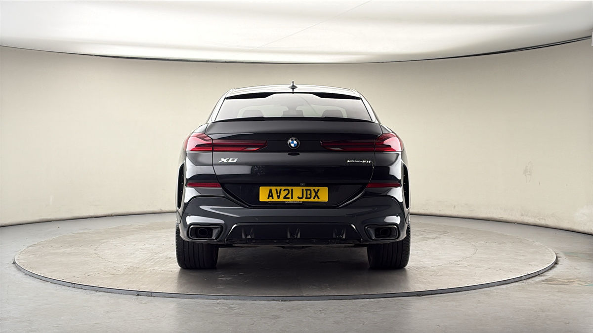BMW X6 Image 4