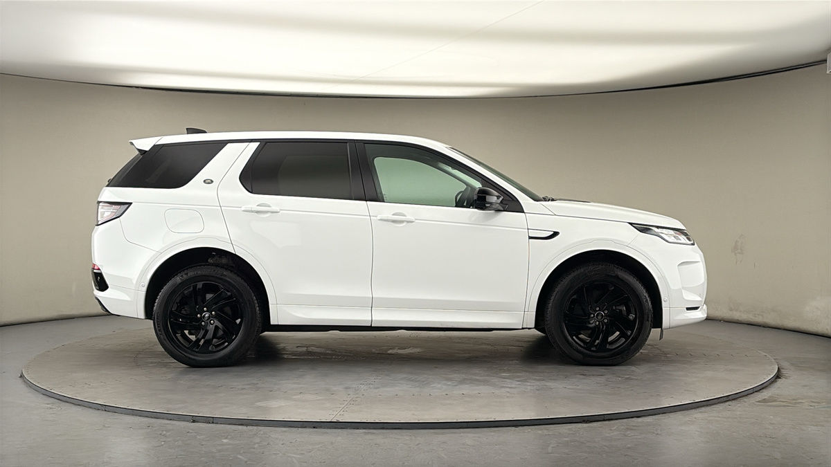 Land Rover Discovery Sport Image 16