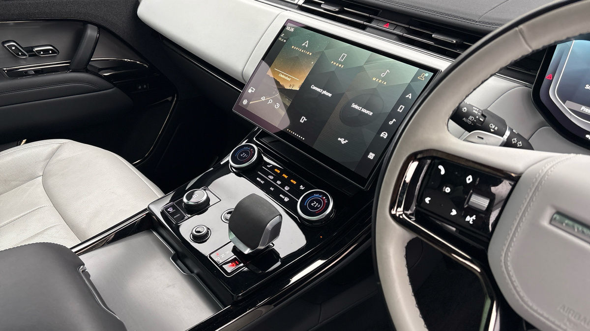 Land Rover Range Rover Sport Image 18