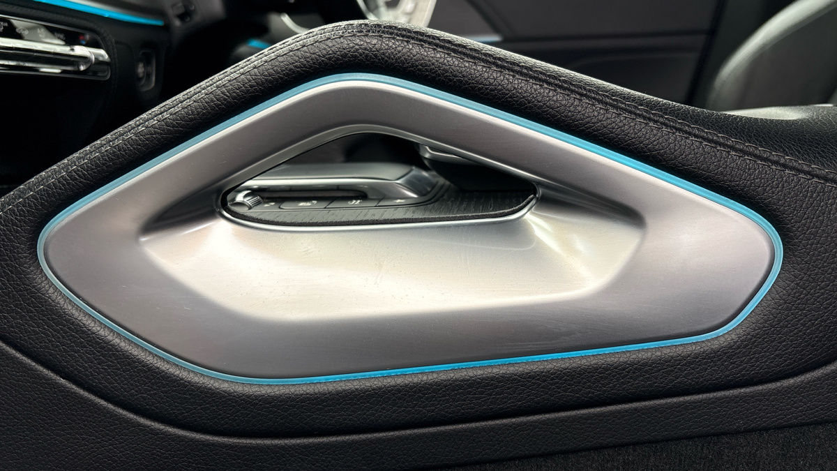 Mercedes-Benz GLE Image 32