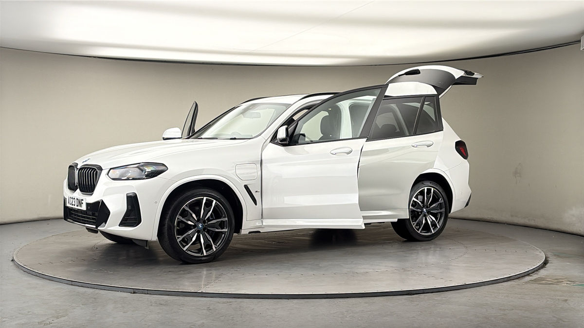 More views of BMW X3