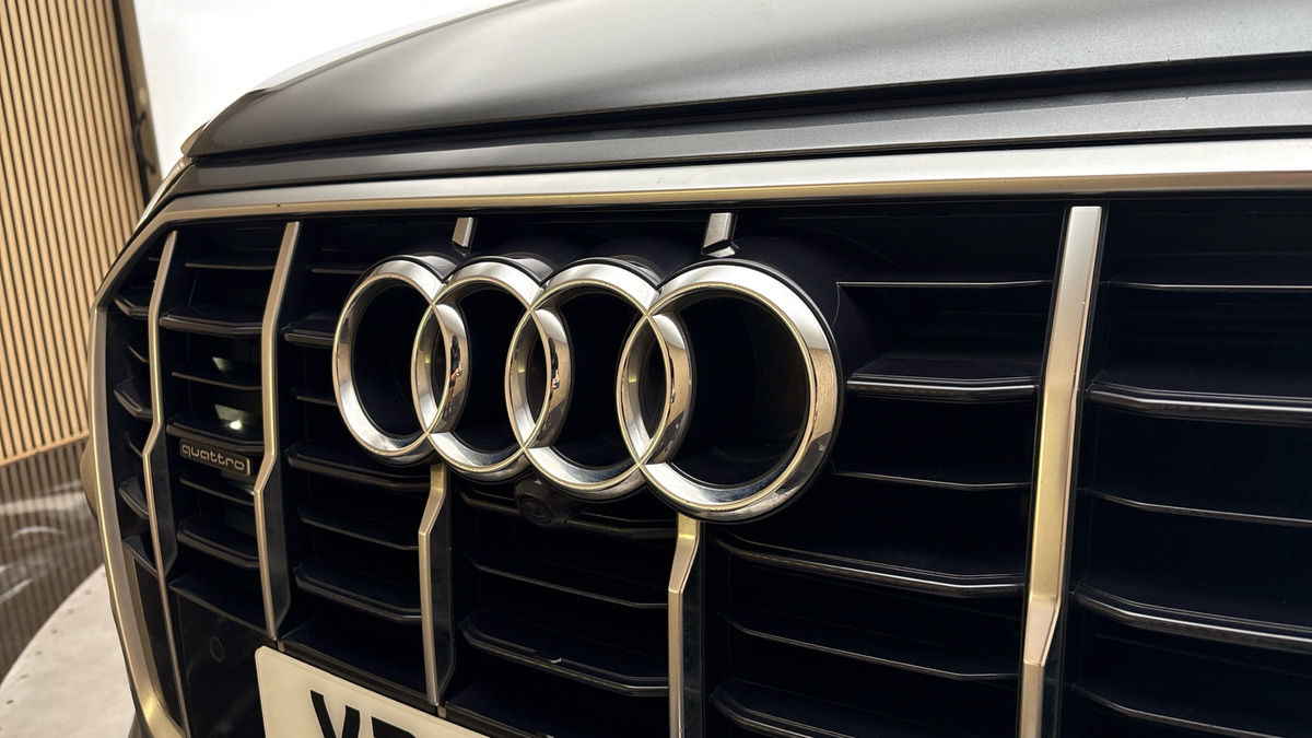 Audi Q7 Image 24
