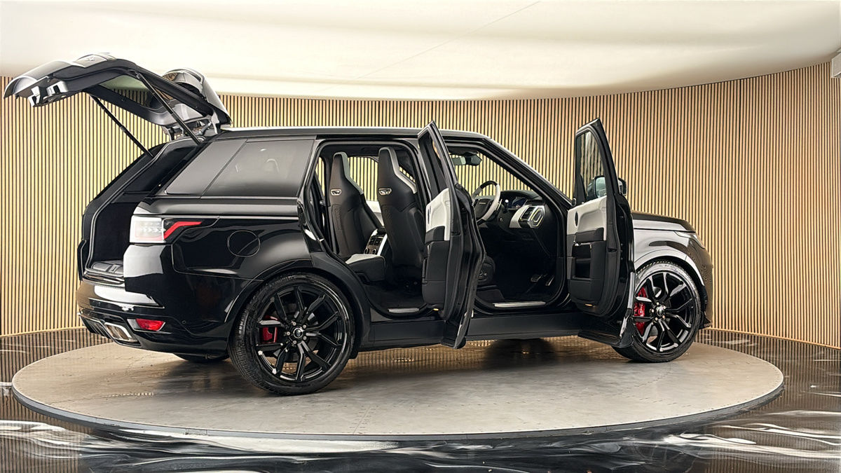 More views of Land Rover Range Rover Sport