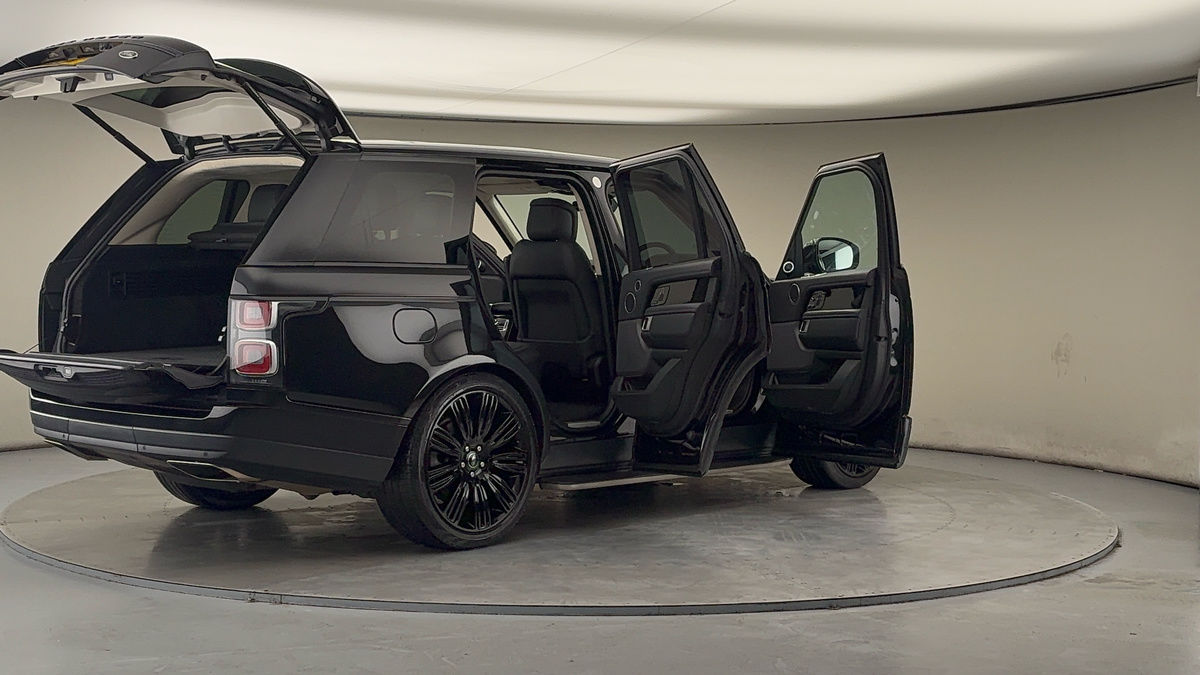 More views of Land Rover Range Rover