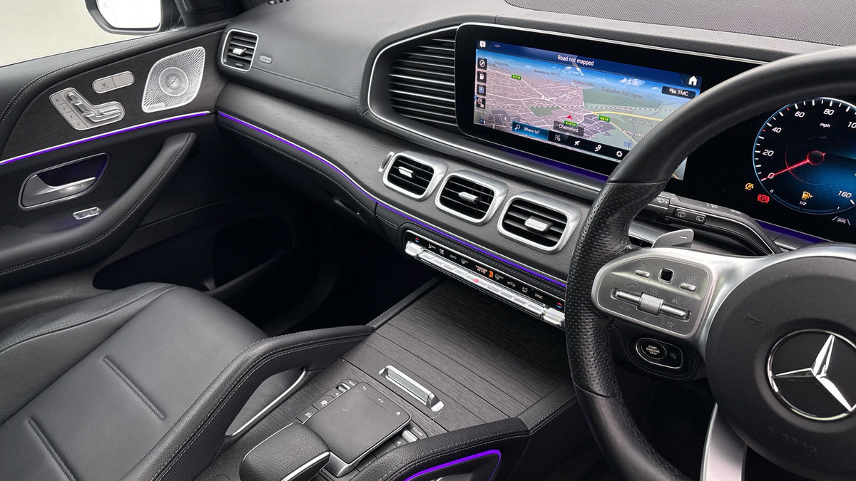 Mercedes-Benz GLE Image 18