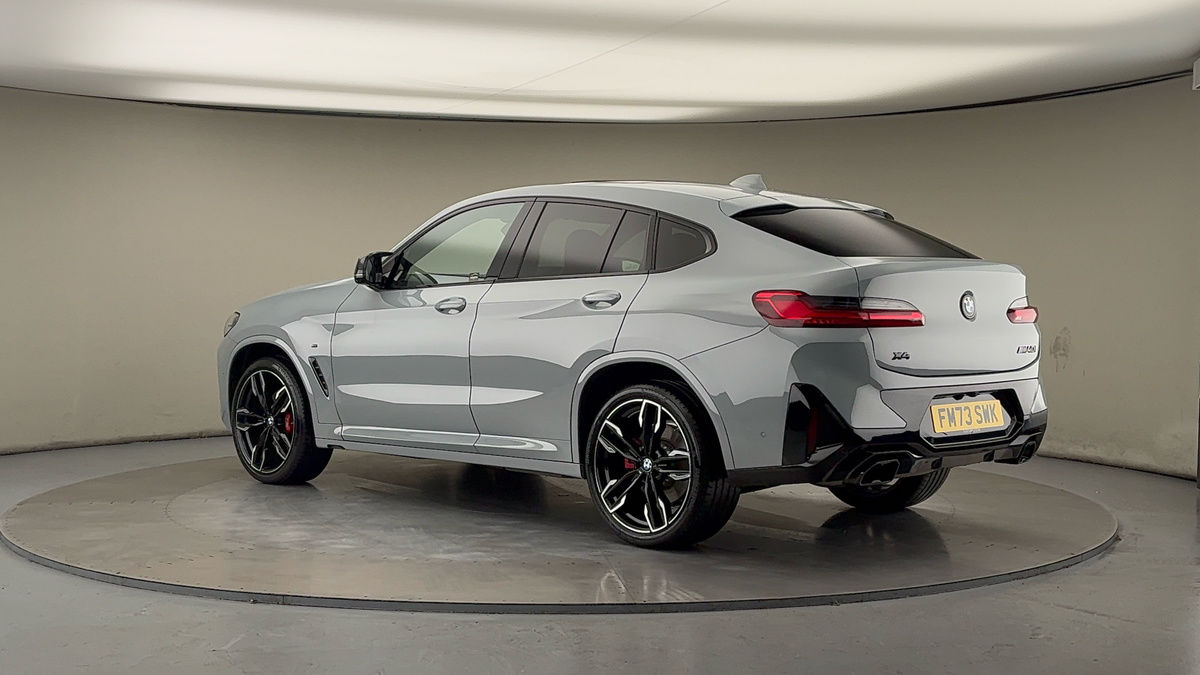 More views of BMW X4