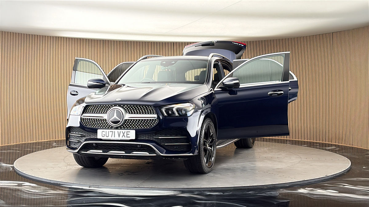 More views of Mercedes-Benz GLE