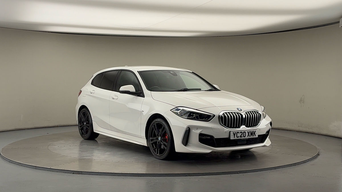 BMW 1 Series Sticky Header Image