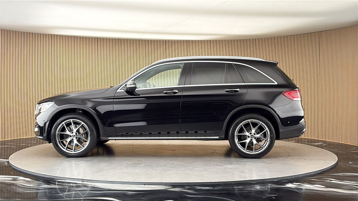 Mercedes-Benz GLC Image 15
