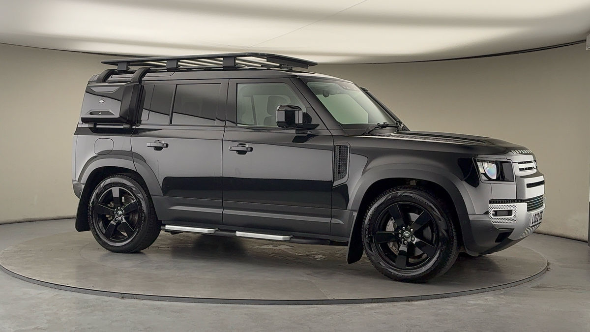 More views of Land Rover Defender 110