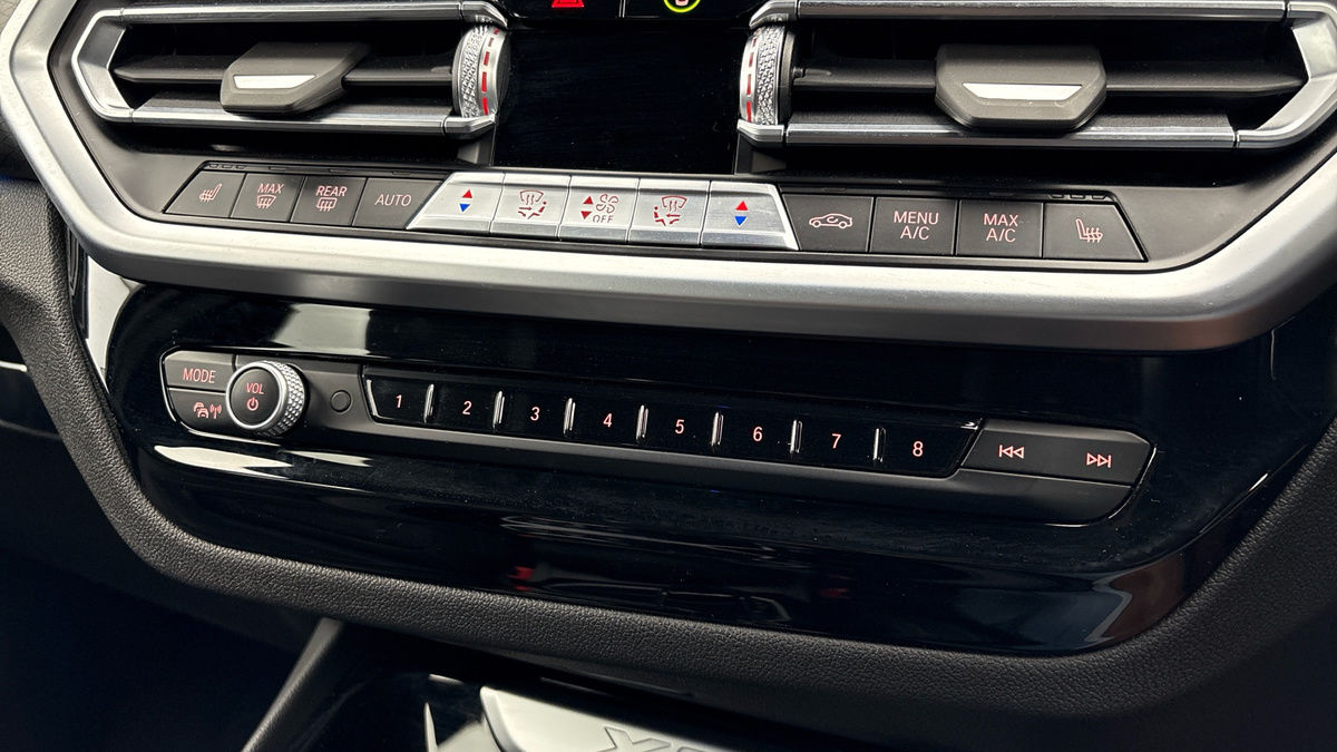 BMW X3 Image 25