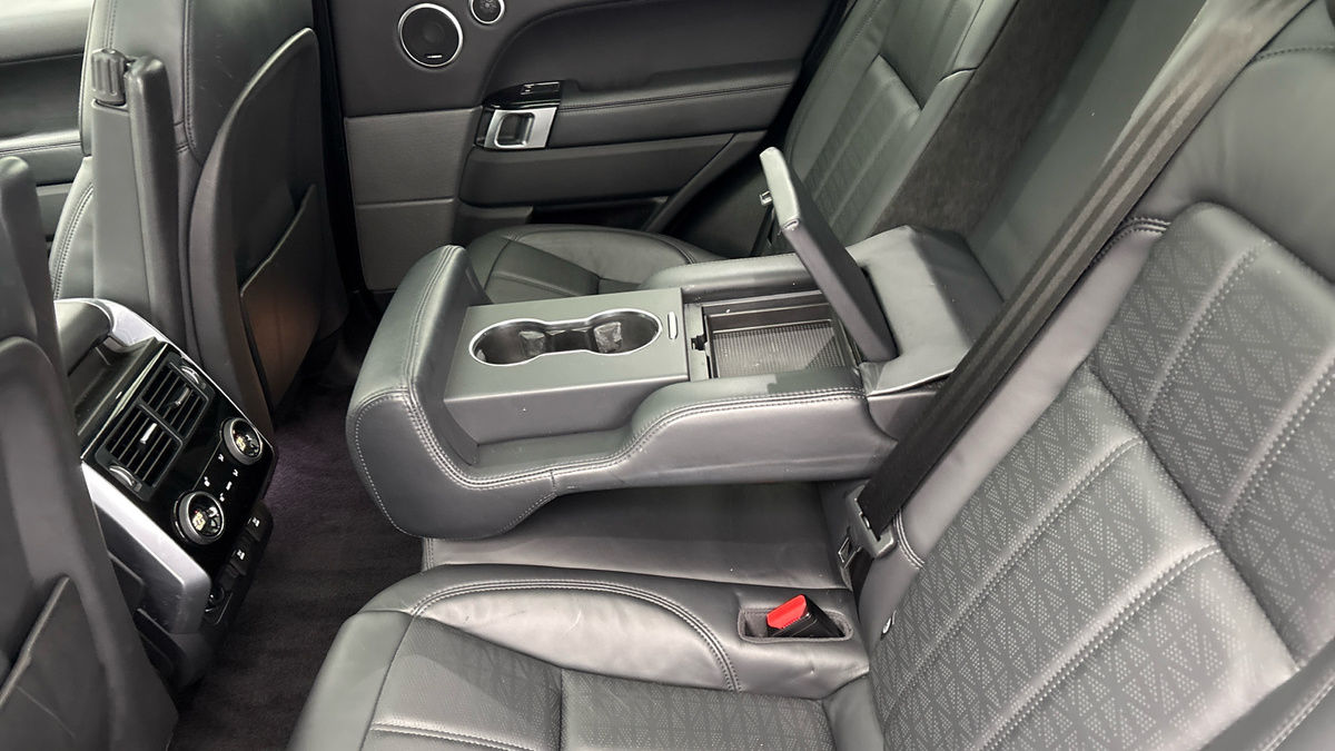 Land Rover Range Rover Sport Image 9