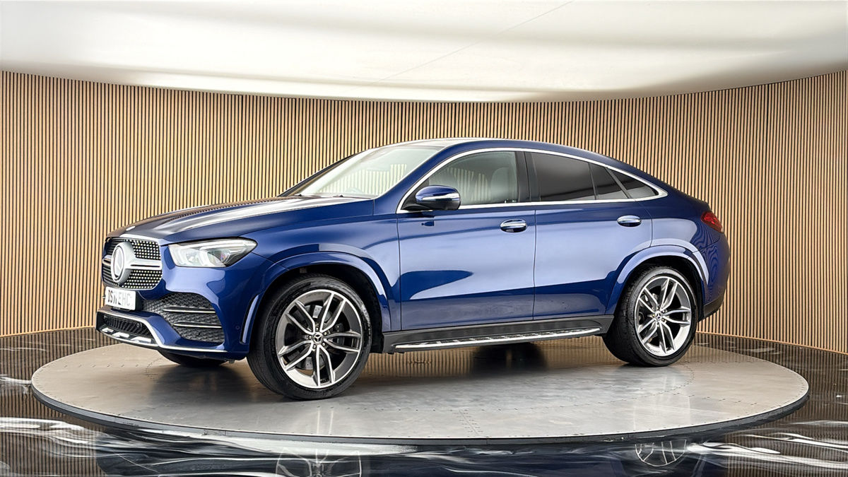 More views of Mercedes-Benz GLE