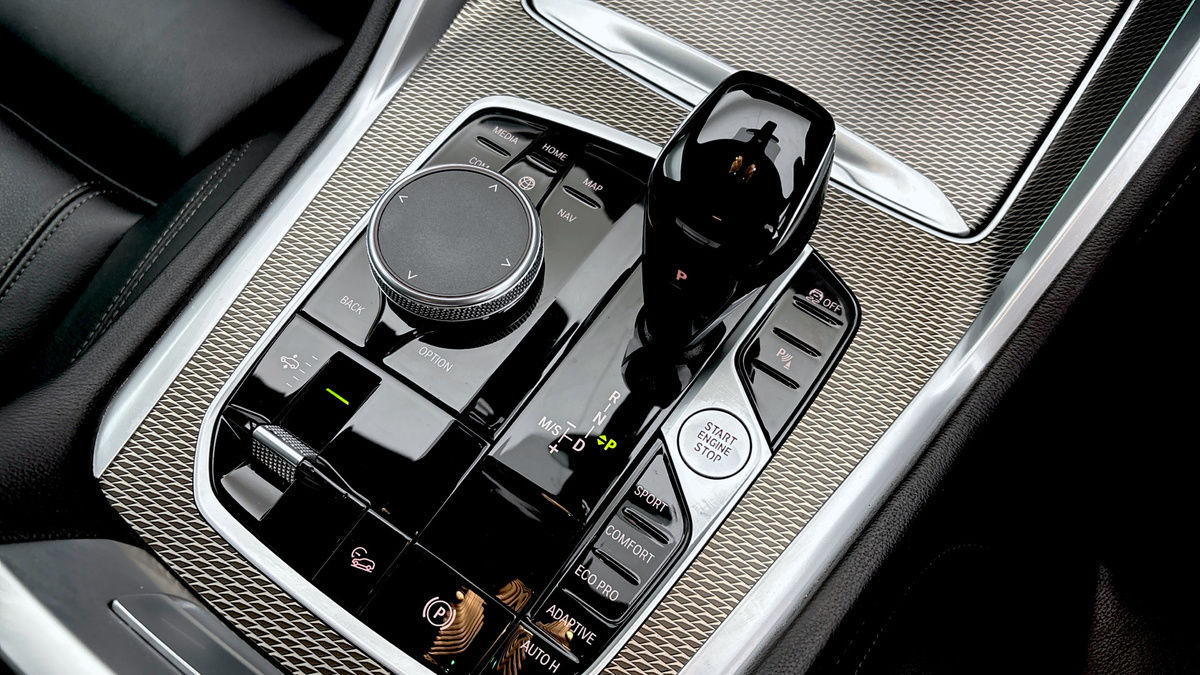 BMW X6 Image 6