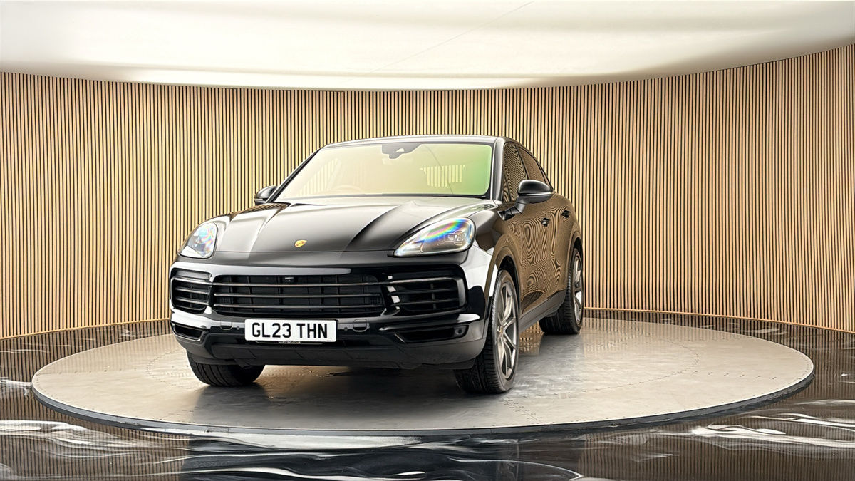 More views of Porsche Cayenne