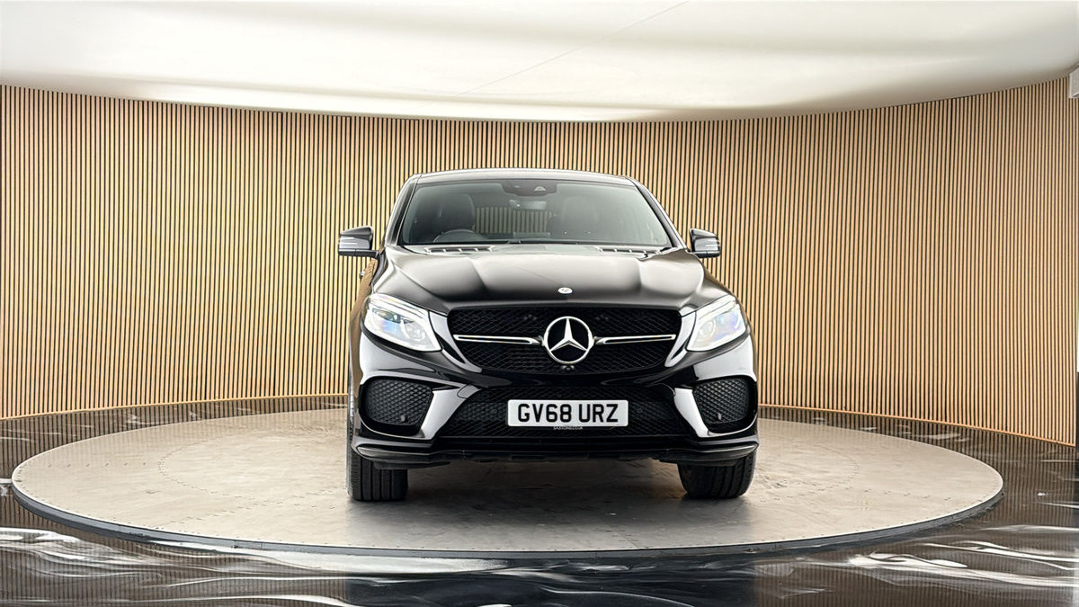More views of Mercedes-Benz GLE