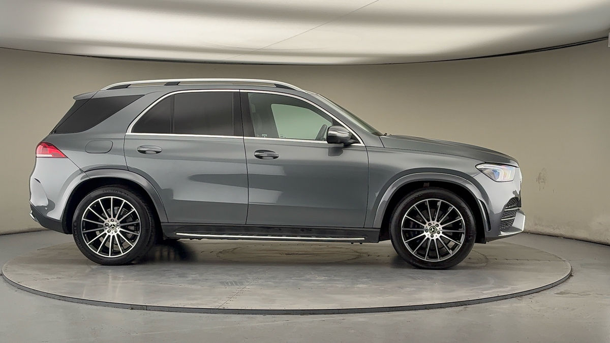 More views of Mercedes-Benz GLE