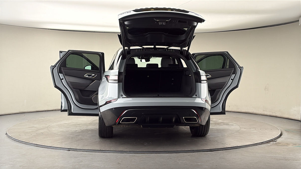 More views of Land Rover Range Rover Velar