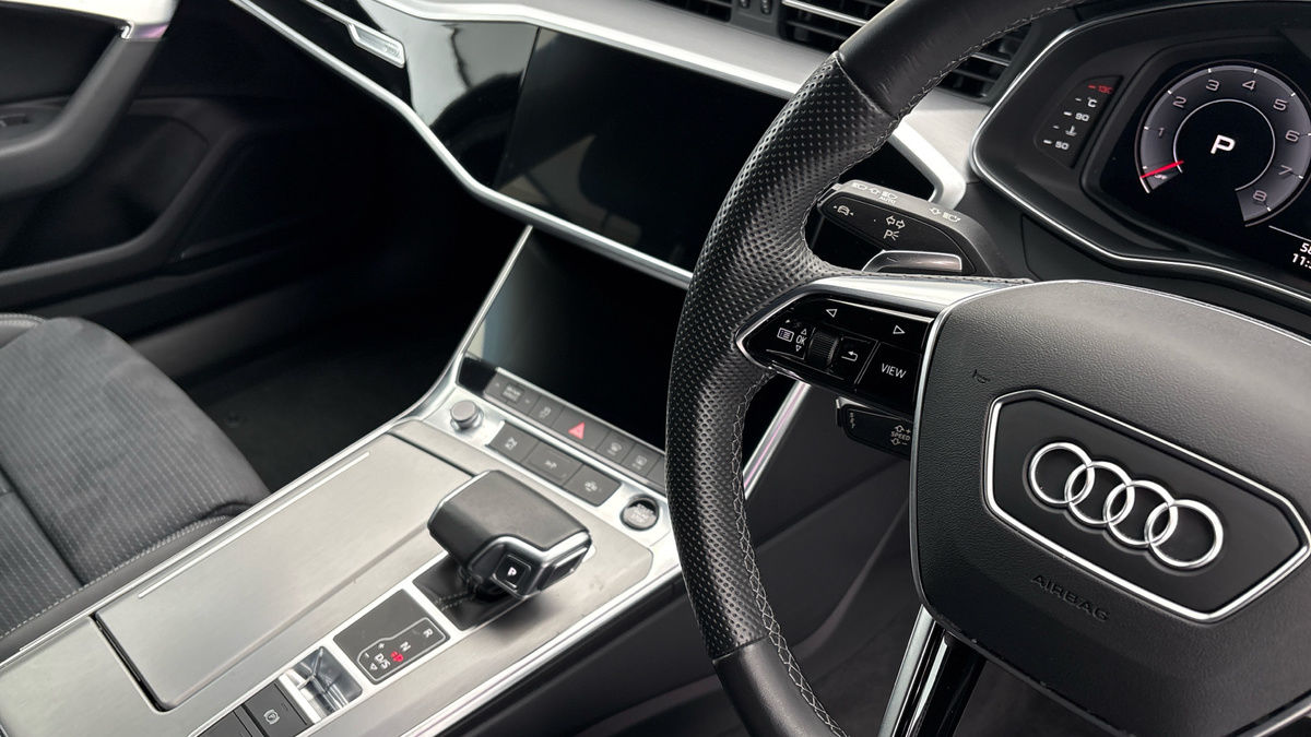 Audi A6 Avant Image 18