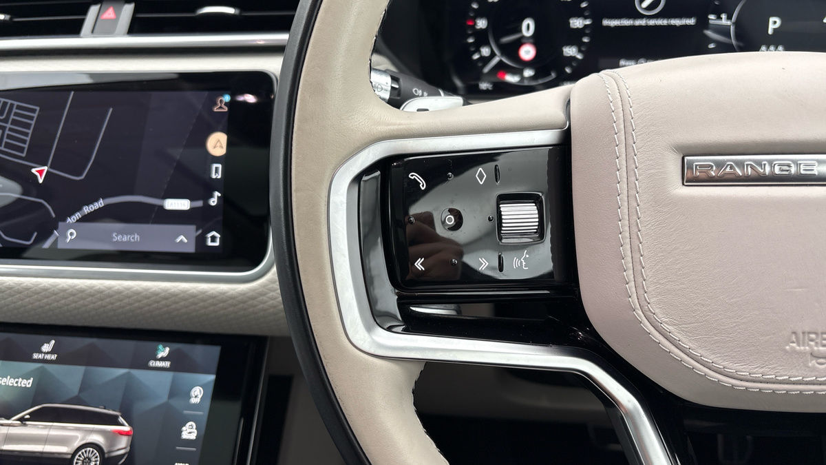 Land Rover Range Rover Velar Image 13