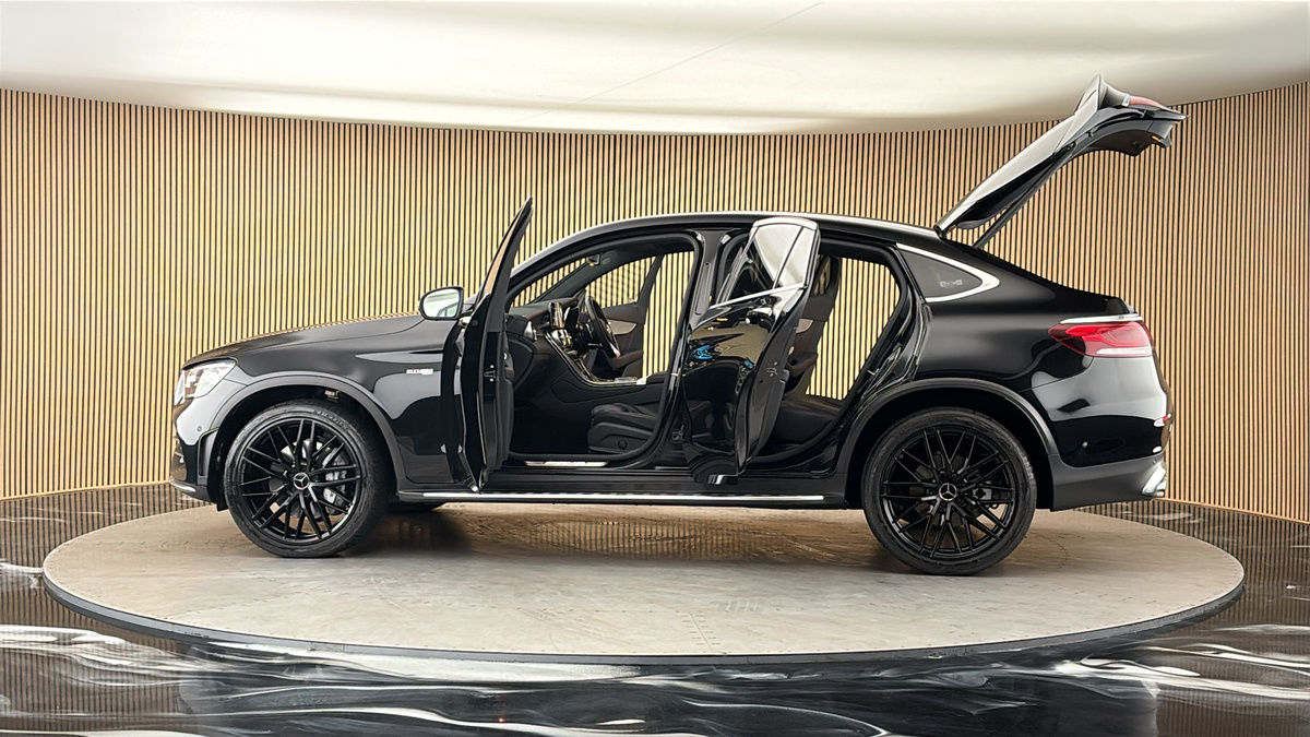 More views of Mercedes-Benz GLC