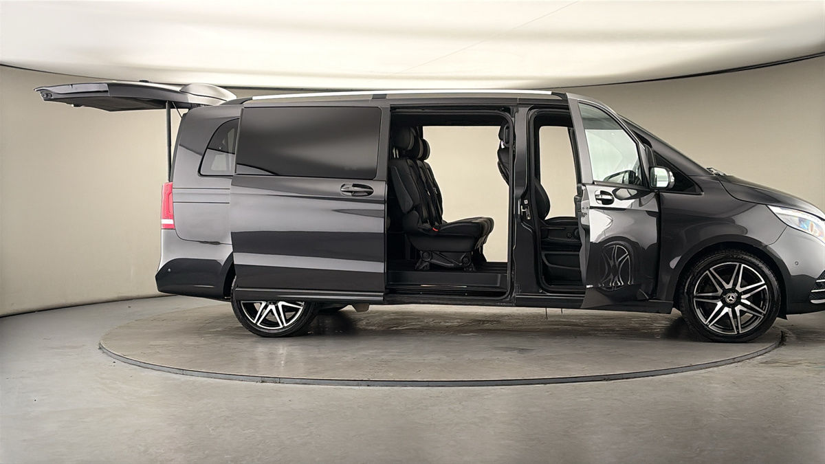 More views of Mercedes-Benz V Class