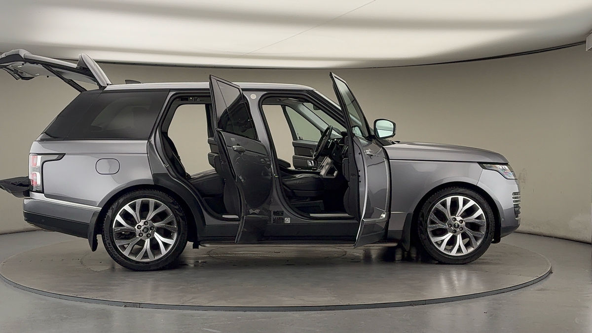 More views of Land Rover Range Rover